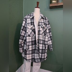Black and White Women's Fleece Flanel Jacket (Shacket) 2X 44° NORTH